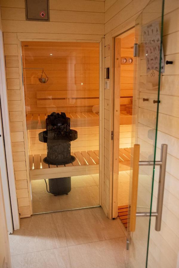 Sauna Studio Near Centre/Airport Prague Ngoại thất bức ảnh