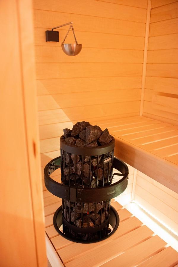 Sauna Studio Near Centre/Airport Prague Ngoại thất bức ảnh