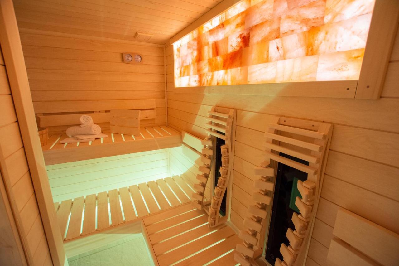 Sauna Studio Near Centre/Airport Prague Ngoại thất bức ảnh